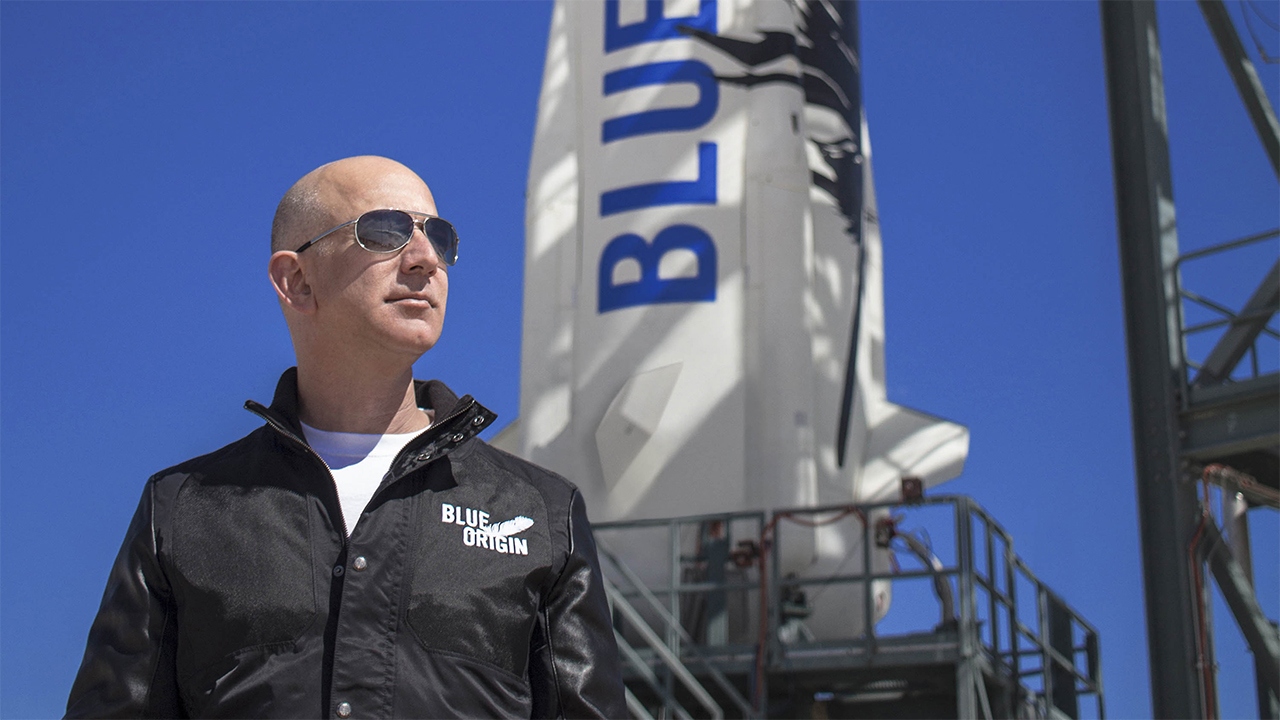 Jeff Bezos uzayda yaşam hakkında konuşuyor