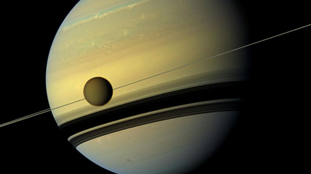 Satürn'ün uydusu Titan metan gölleriyle şaşırttı!  - ShiftDelete.Net (2)