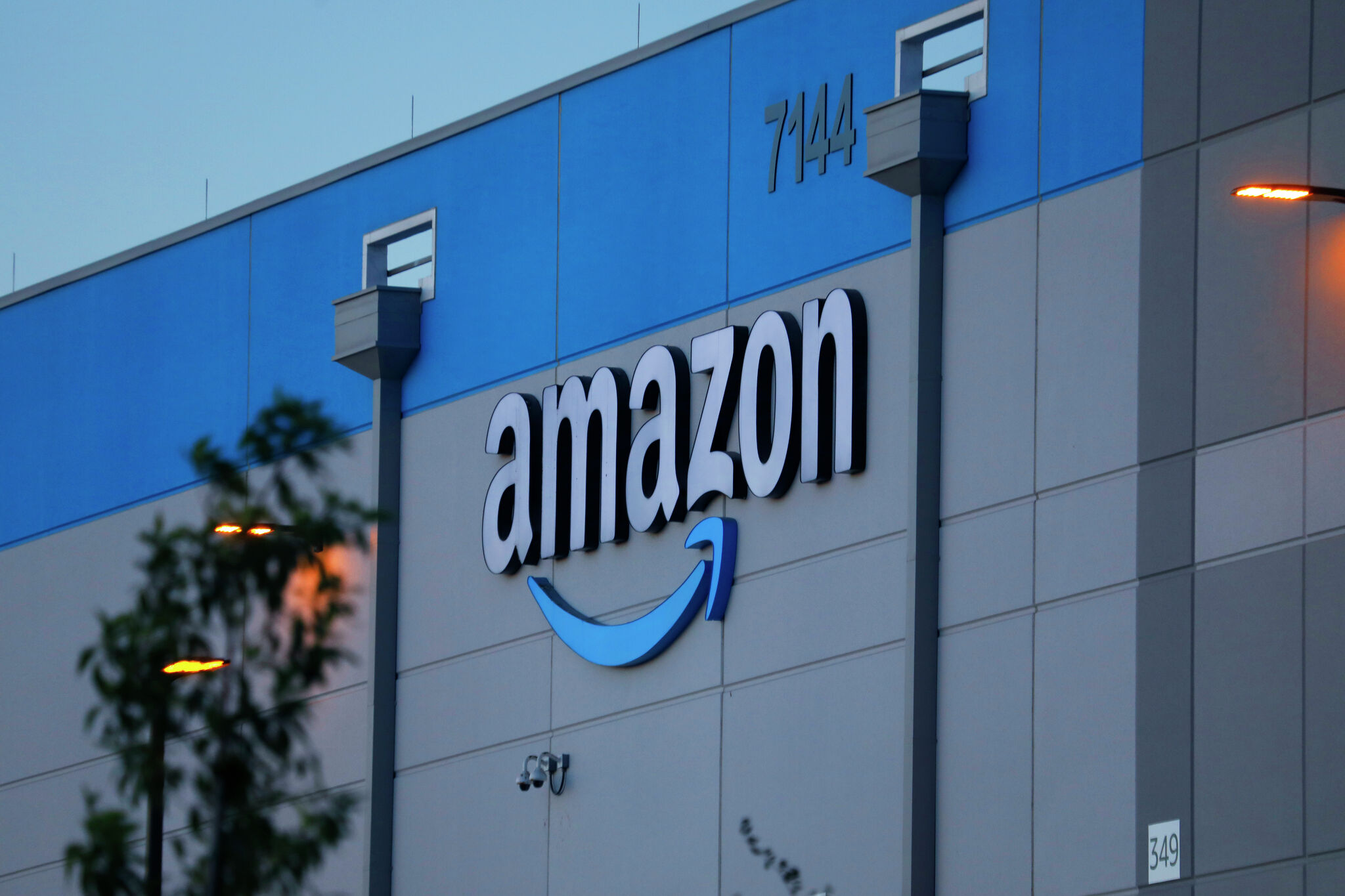 Amazon, işten çıkarmalar konusunda tepkiyle karşı karşıya